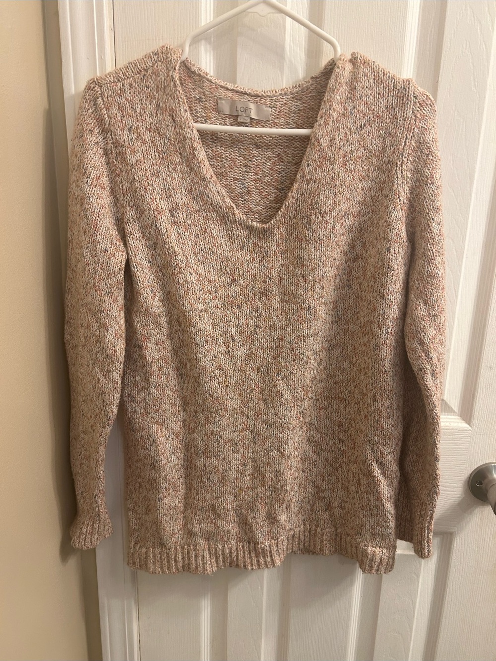 LOFT Cream Multicolor Speckled V-Neck Sweater
